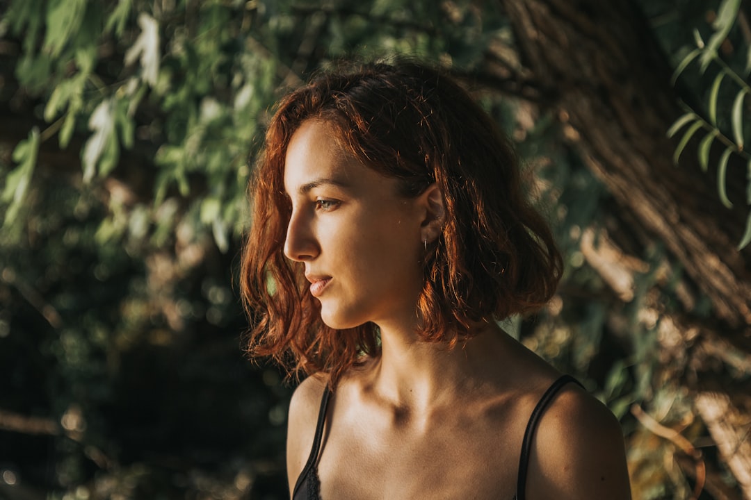 '무신경' (indifference)