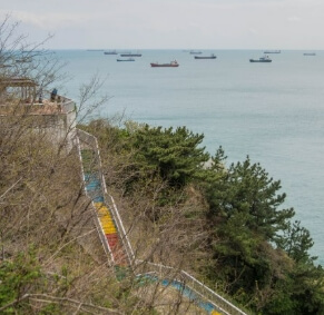 흰여울문화마을 피아노계단