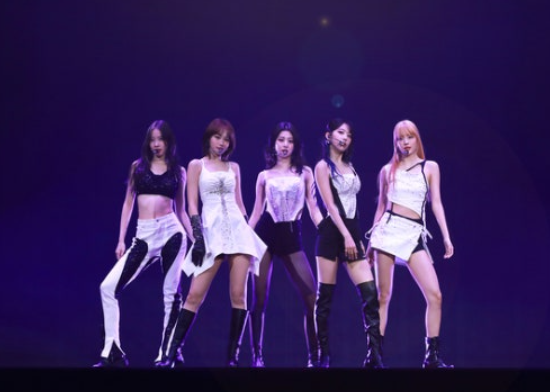 르세라핌 콘서트
