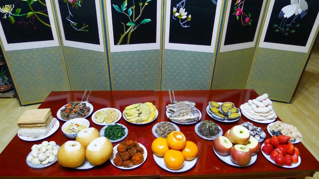 전통 vs 트렌드: 설날 음식을 둘러싼 고부갈등