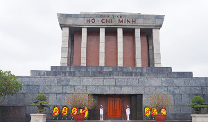 호민 묘소
