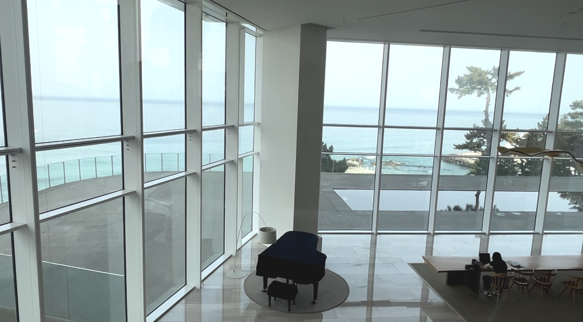 강릉-씨마크호텔-오션뷰-로비