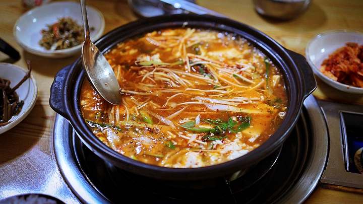 식객 허영만 백반기행 임백천 편 촌두부전골 들기름 두부구이 순두부 손두부 양구 맛집 소개