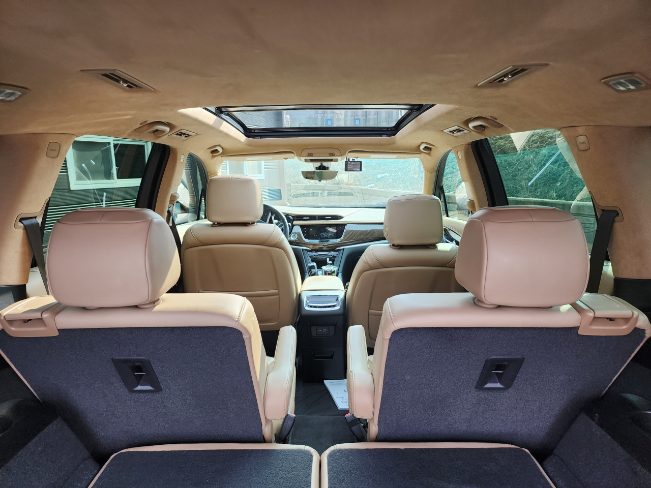 캐딜락 XT6