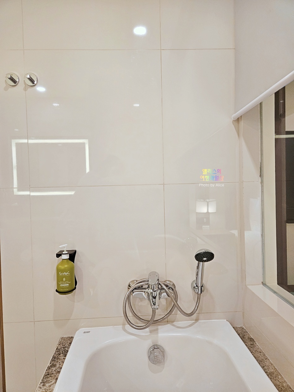 세부 시내 호텔, 홀리데이 인 세부시티 호텔 킹 스위트 룸 후기