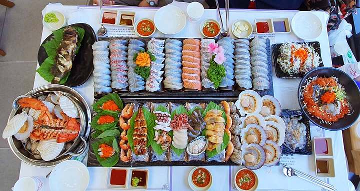 트렌드스페셜 인천 영종도 신선하고 쫄깃한 회 랍스터 가리비 한상 세트 횟집 맛집