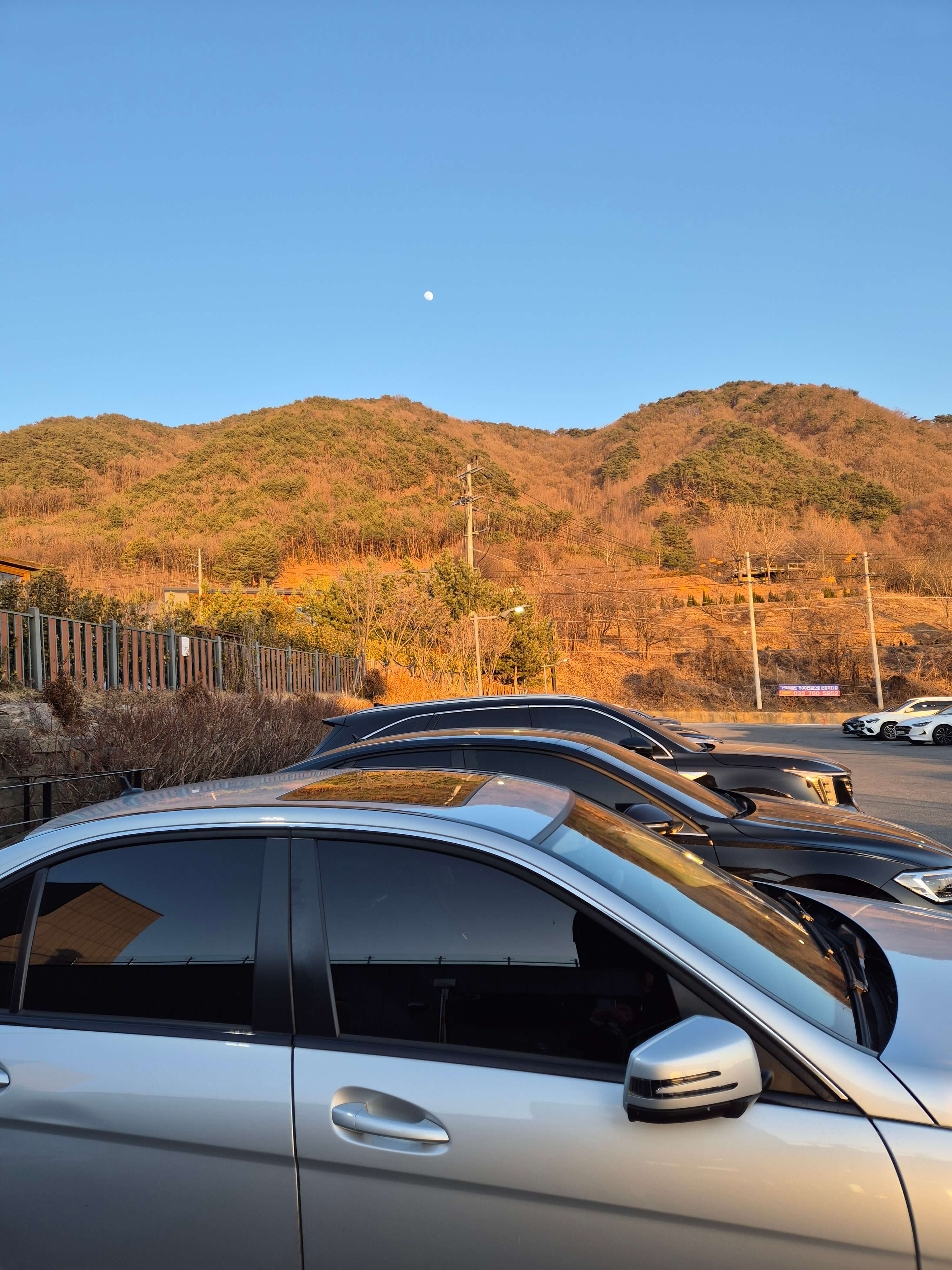스타벅스 춘천구봉산R점 (리저브 매장)