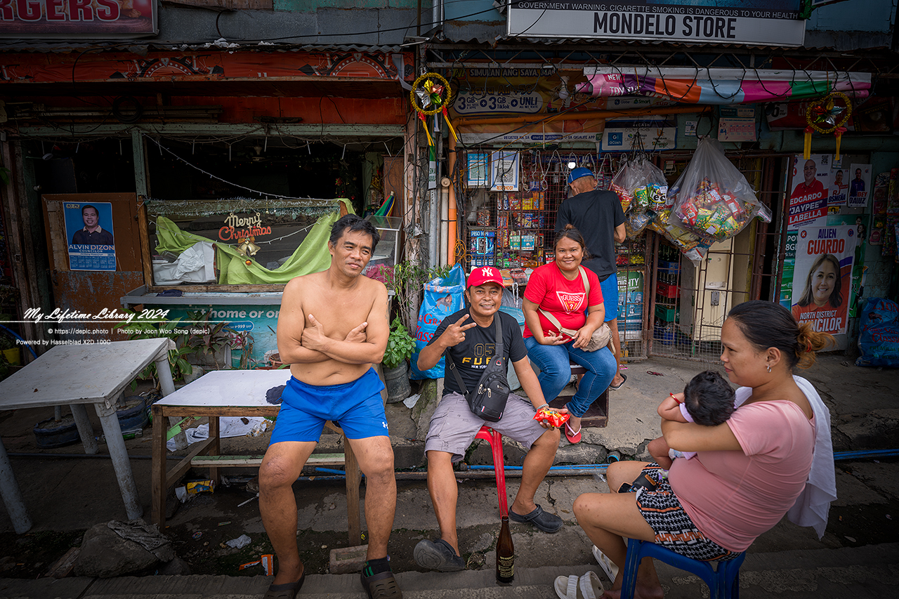 필리핀 세부 필리피노 사람들 거리 골목 시장