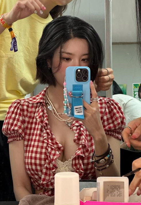 올여름 권은비 워터밤룩