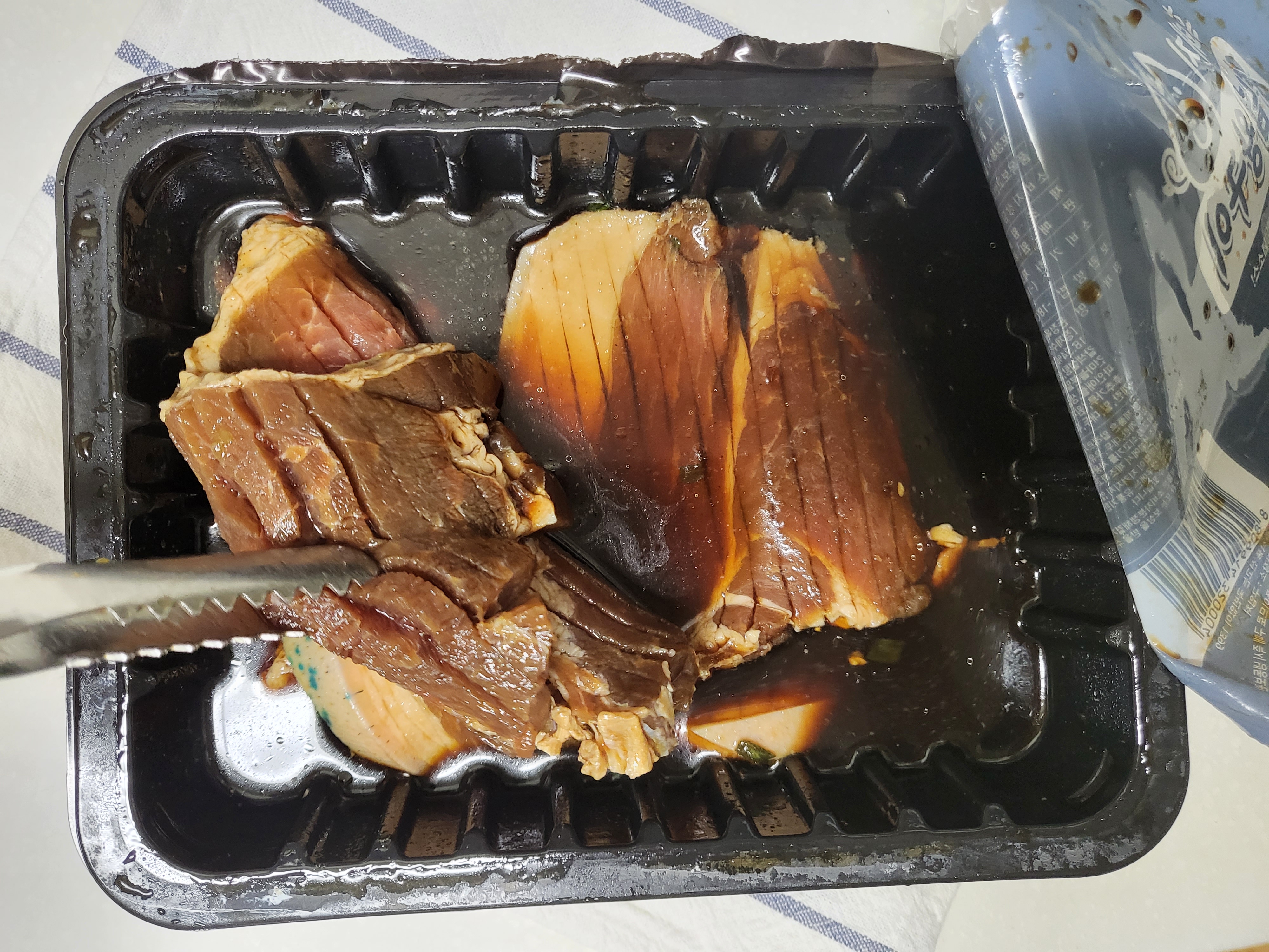 흑돼지 양념왕갈비