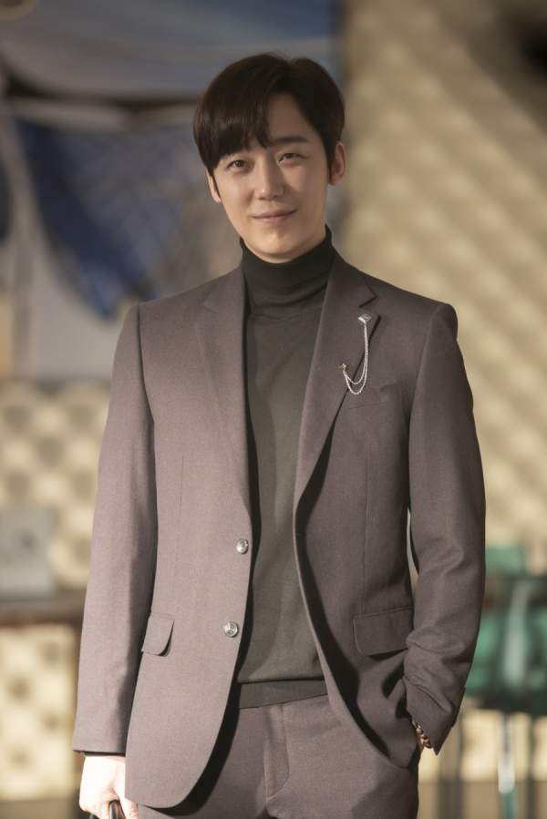 윤종훈 프로필