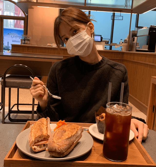 배우 주새벽