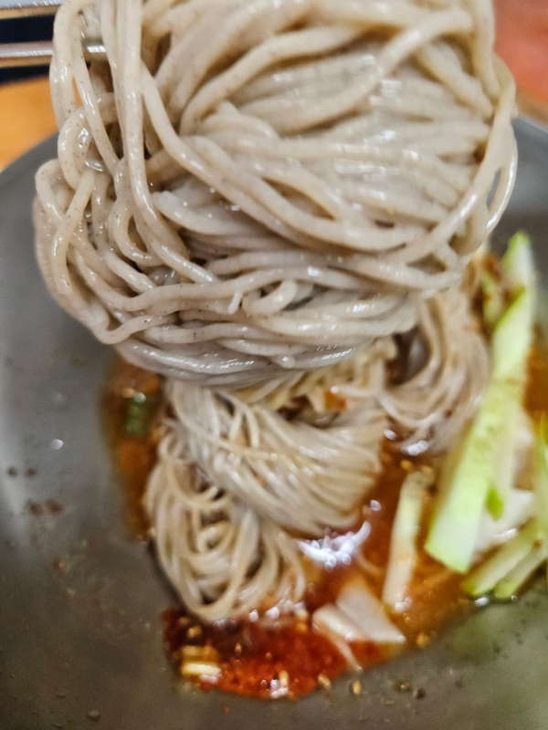 송원막국수 국물 자작자작