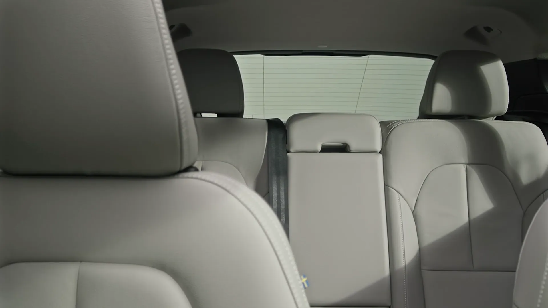 볼보 XC40 이미지