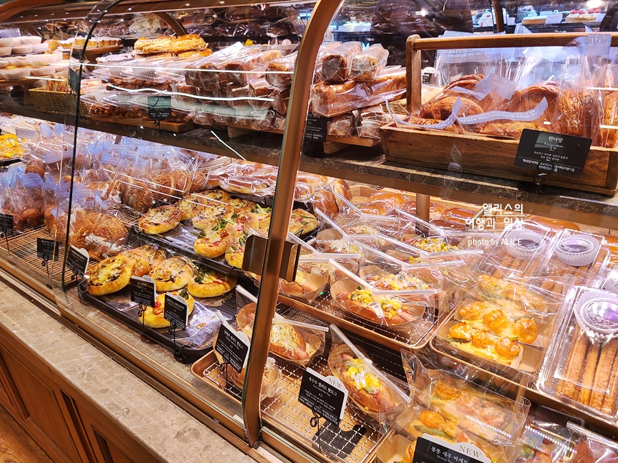 파리크라상 더 현대 서울 딸기 메뉴 디저트 케이크 타르트 티라미수 가격