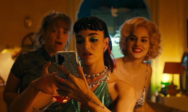 [영화보러가기 프랑스 코미디영화 추천] 발코니의 여자들 기본정보, 줄거리, 결말 해석, 리뷰 후기, 평점