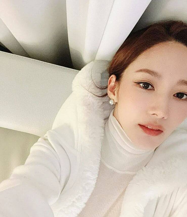 배우-박민영