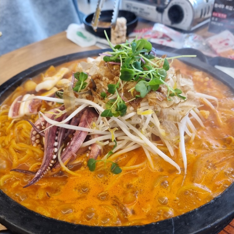 불향 가득 누룽지 돌짜장, 통오징어 한마리 돌짬뽕 대구 팔공산 맛집 추천 생방송투데이 리얼맛집 오늘방송 떴다 동네방네