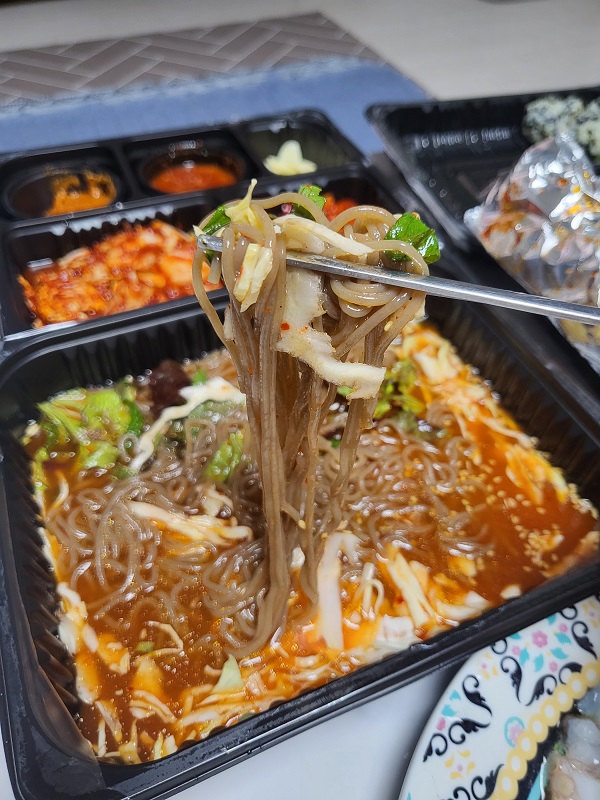 청담족발 반반족발 막국수