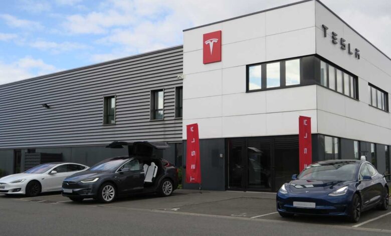 테슬라 서비스센터 이미지