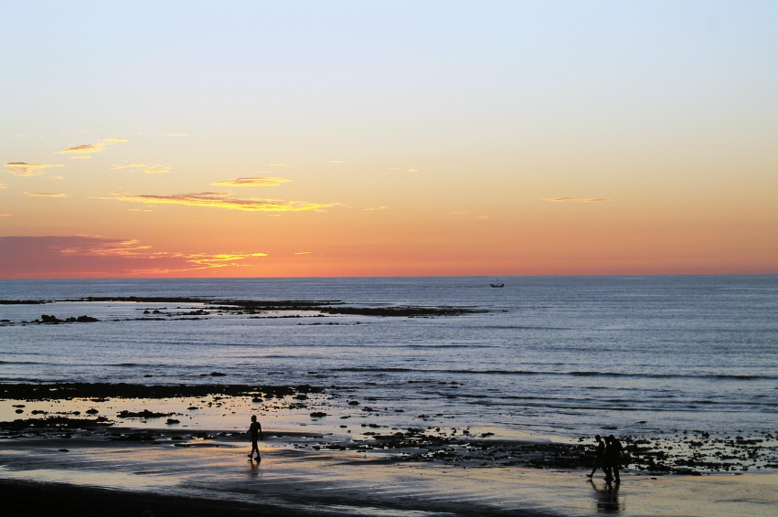 미얀마 난파해변 사진