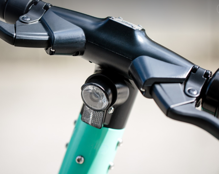 전동킥보드 손잡이 모습