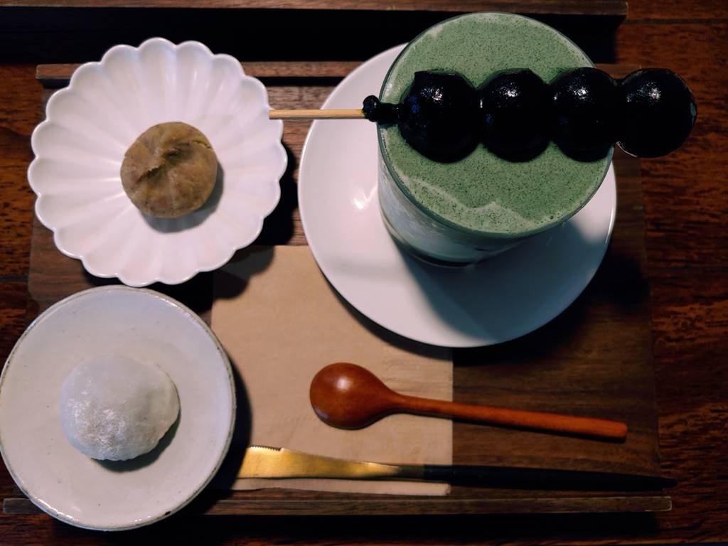 쑥크림라떼 딩고