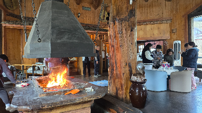 까페에서 기념 파티 행사