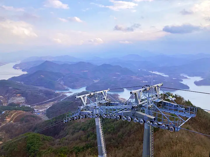 우리 캠핑 왔어요 실내 온수 워터파크 유리전망대 케이블카 제천 겨울방학 여행 가볼만한 곳 추천