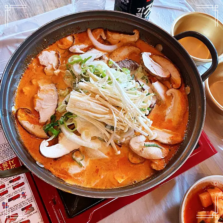 생생정보 잣순두부전골 잣두부전골 두부 전골 맛집