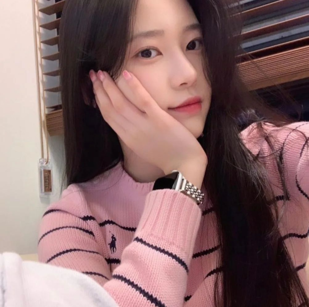 알유넥스트 정은