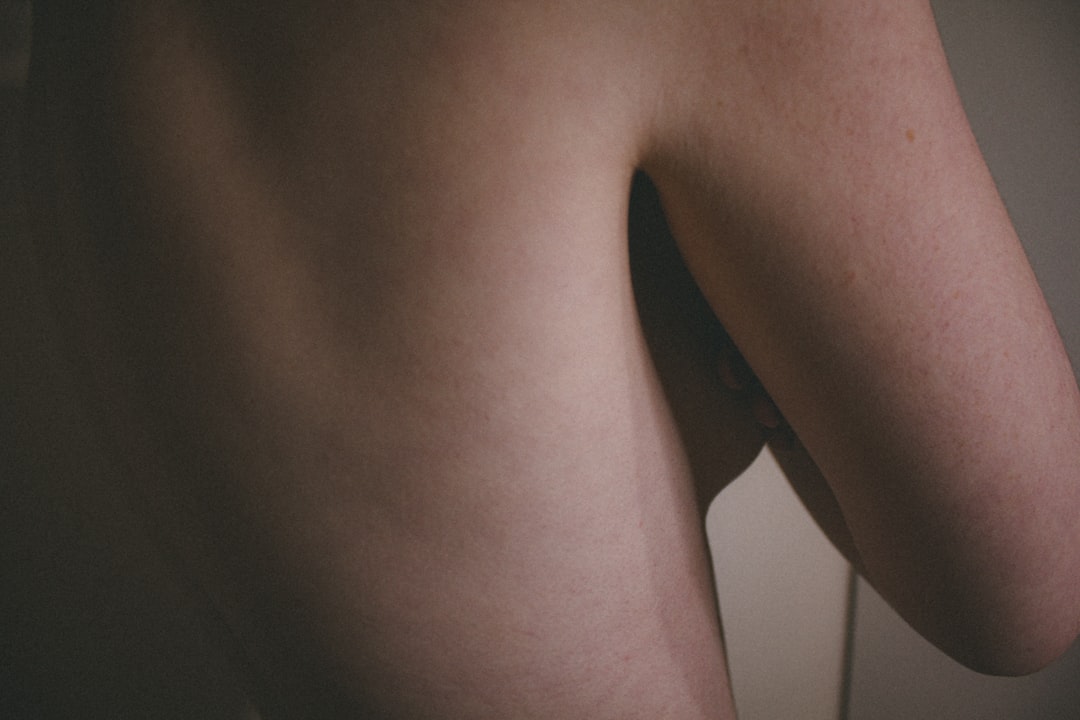 Pores
