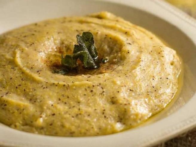 베르가모식 폴렌타(Polenta Taragna)