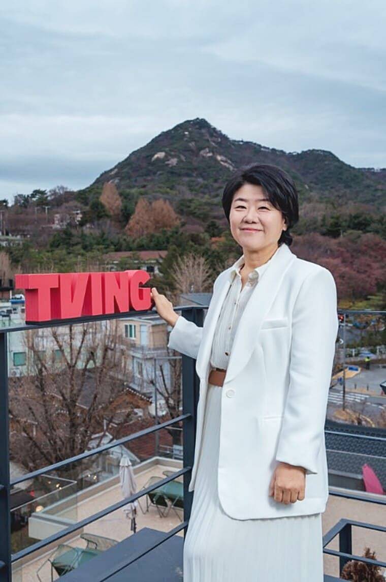 배우-이정은