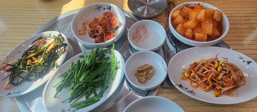 순대국밥-기본반찬