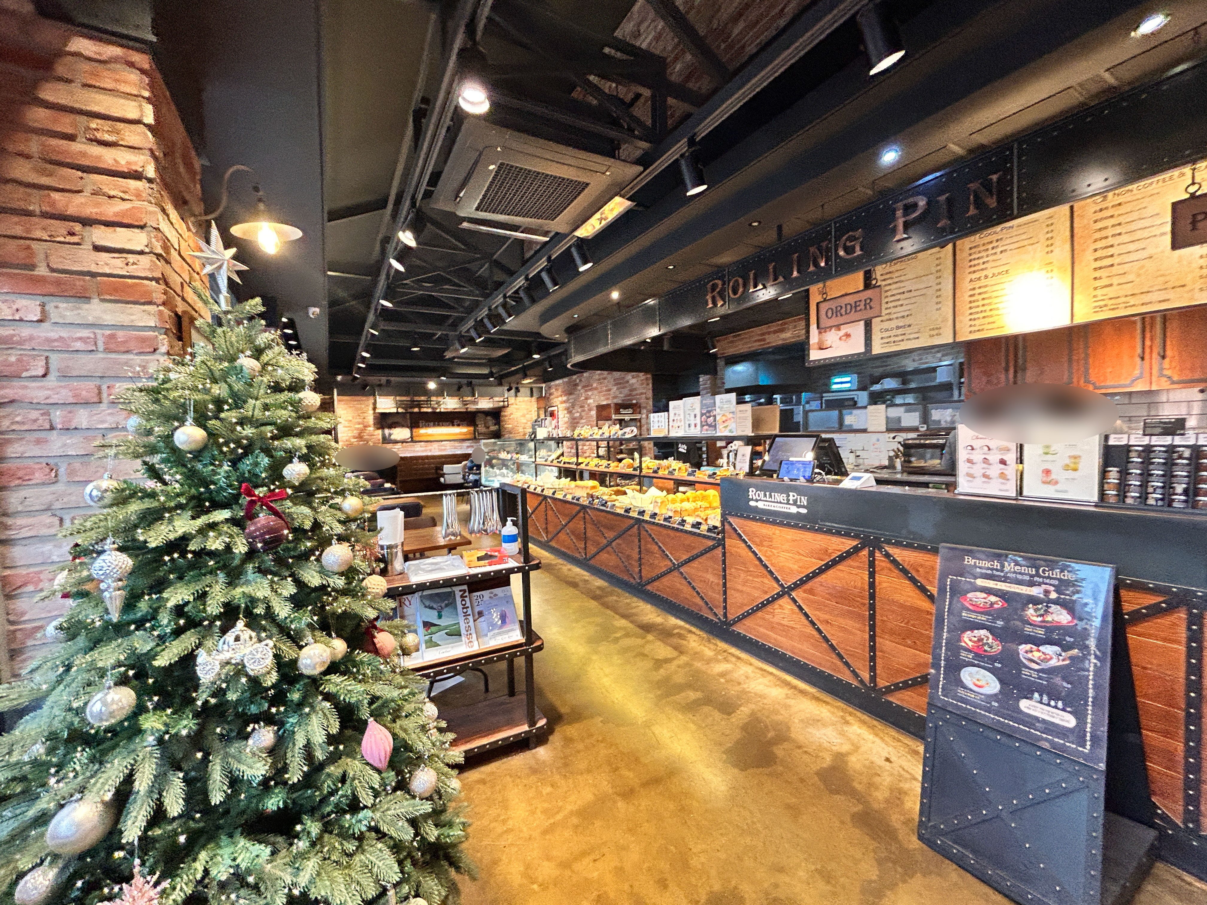 대구-수성못-롤링핀-베이커리-내부