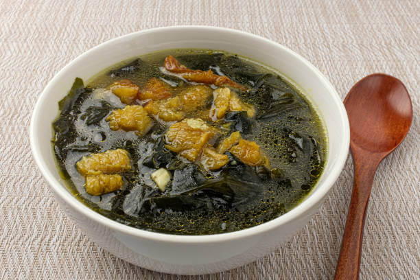 장염 먹어도 되는 음식 VS 안되는 음식을 잘 알아야 장염을 빨리 극복할 수 있다고 합니다. 장염은 아이부터 어른까지 누구나 걸릴 수 있는 질병이고 음식 때문에도 걸릴 수 있기 때문에 잘 숙지하시기 바랍니다.