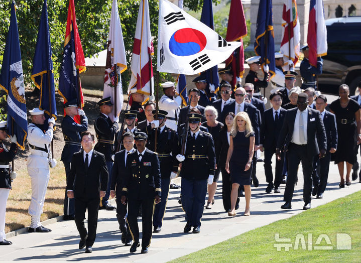 이재명 대통령 알링턴 국립묘지 참배