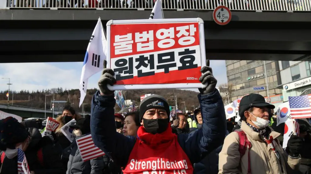 [BBC뉴스] 한국 윤석열 대통령 체포 시도, 극적 대치 끝 중단