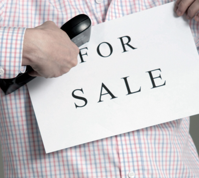 2030세대들이 취업을 하기 위해 노력하는 사진