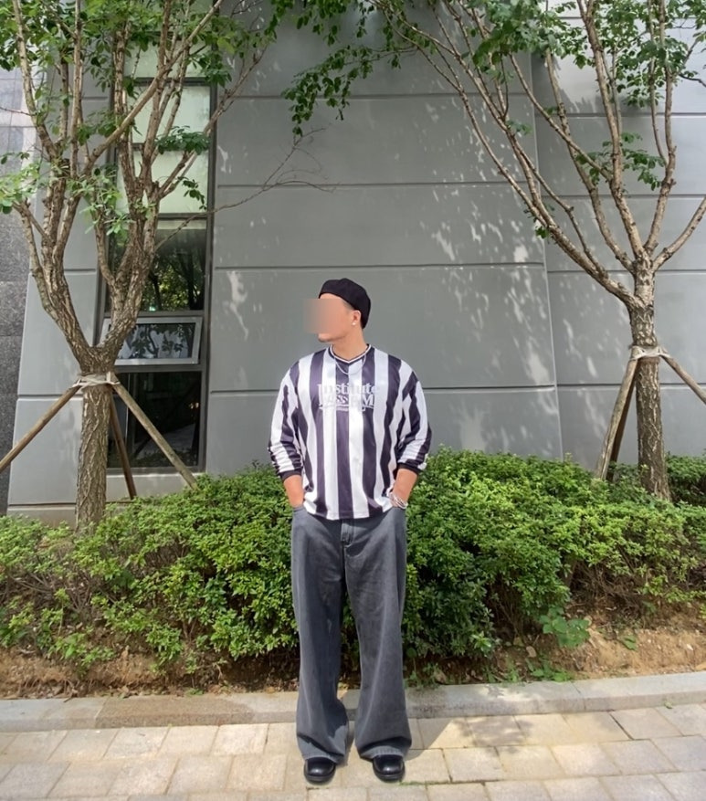 데일리룩('26. 8. 29.)밀리어네어햇 빈티지 헌팅캡 베레모, 필루미네이트 지브라 유벤투스 델피에로 티셔츠, 그리너리크리드 와이드 데님팬츠, 킨치 SHOWER 808 더비슈즈