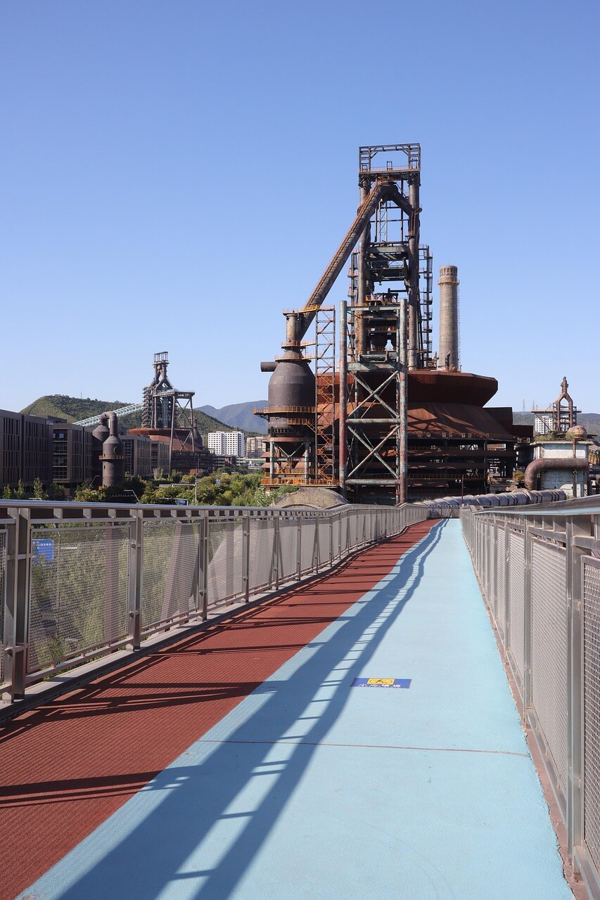 제강기능사 자격증으로 철강산업의 중심 인재가 되는 법