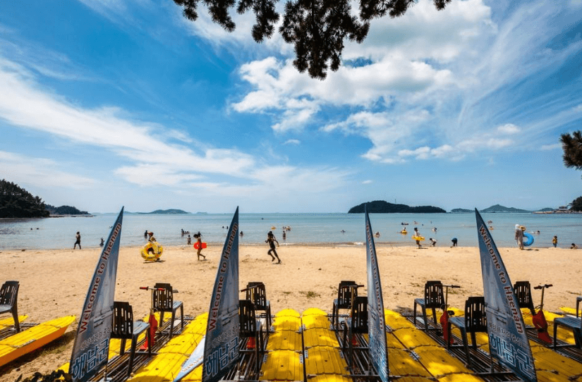 송호해수욕장 (한반도 최남단의 고운 백사장과 솔숲)