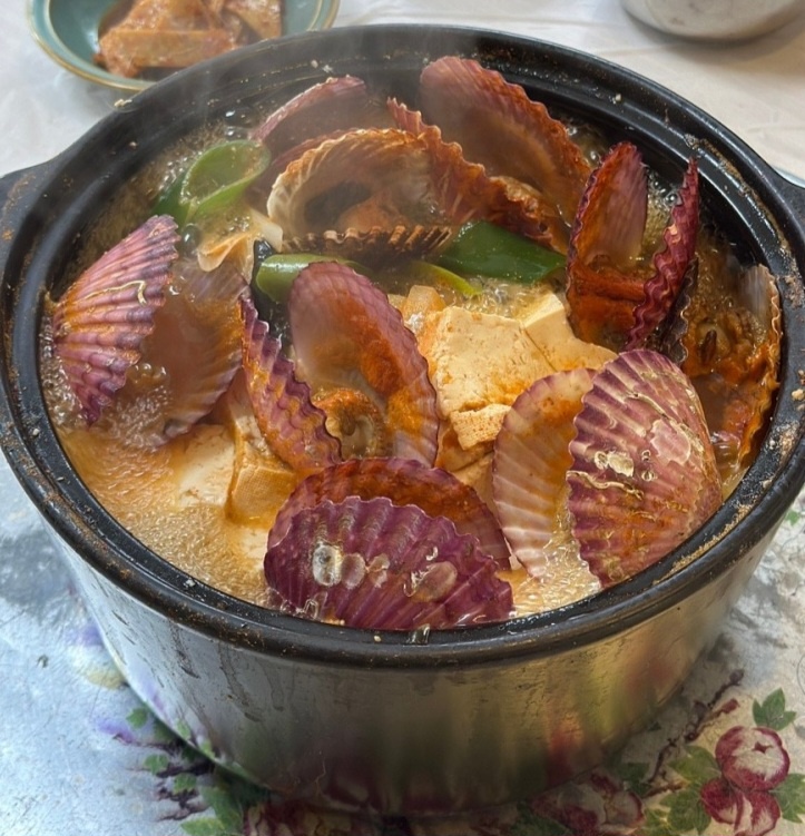 생방송투데이 한우물의법칙 문어해물뚝배기 거제도 맛집 정보