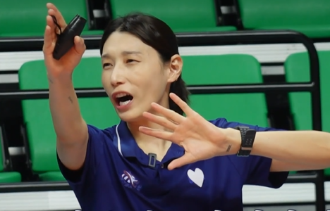 김연경이 지시하는 모습