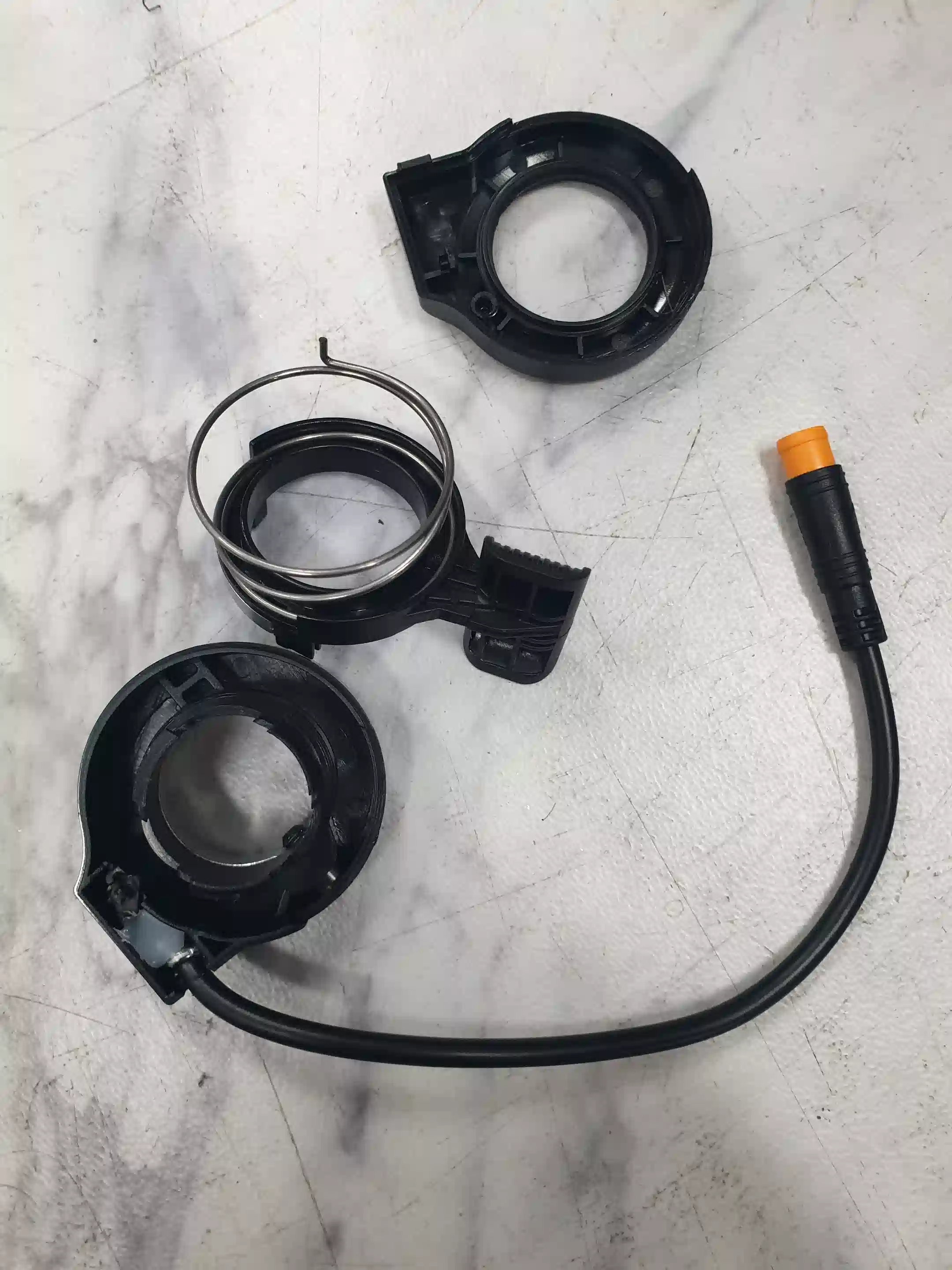 새 엄지 스로틀 분해