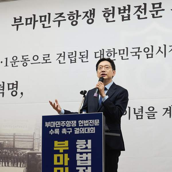 김경수 대통령 정무특보 프로필: 나이 학력 고향 盧 마지막 비서관의 18년 만 청와대 복귀
