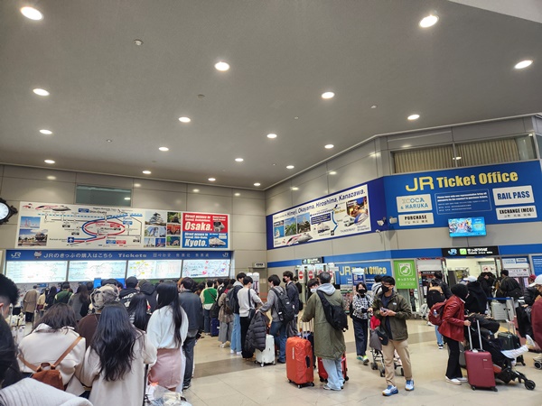 JR티켓부스옆기계