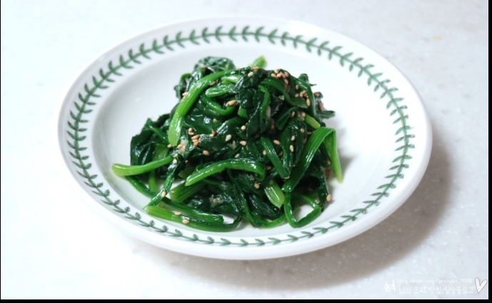 시금치 녹즙,체질에 상관없이 우리 몸에 정말 좋을까?