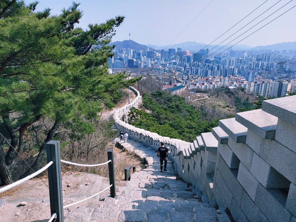 인왕산 성곽 둘레
